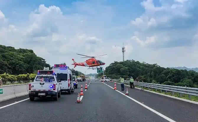 浦城高速公路汽车救援案例